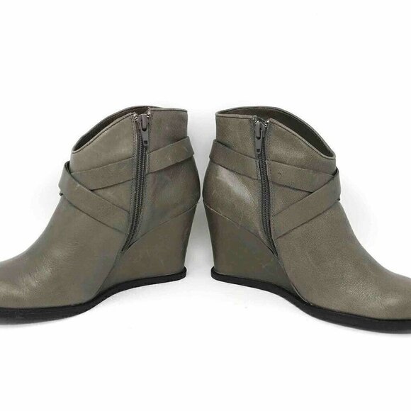 Me Too Breanna Ankle Boots Gray Wedge Heel 7 - Picture 3 of 9